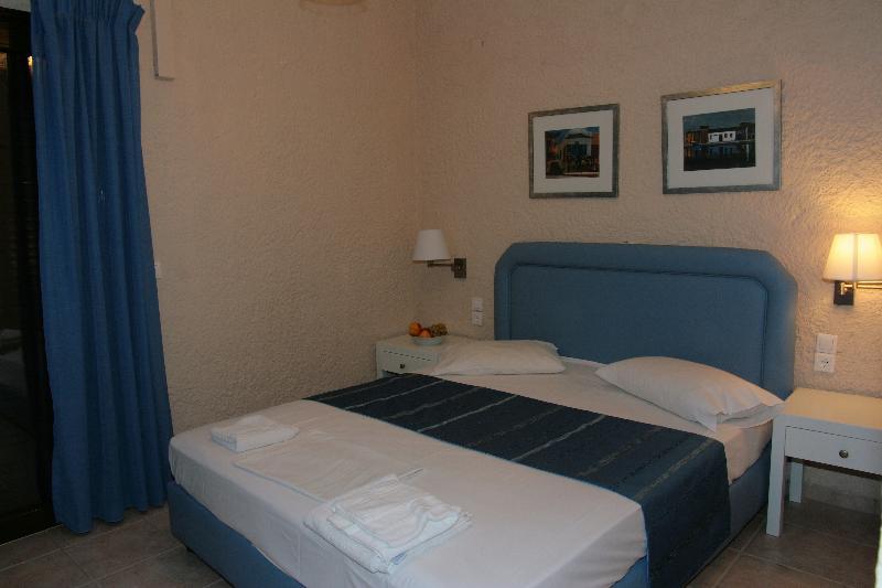 Perla Hotel Αγία Πελαγία  Εξωτερικό φωτογραφία