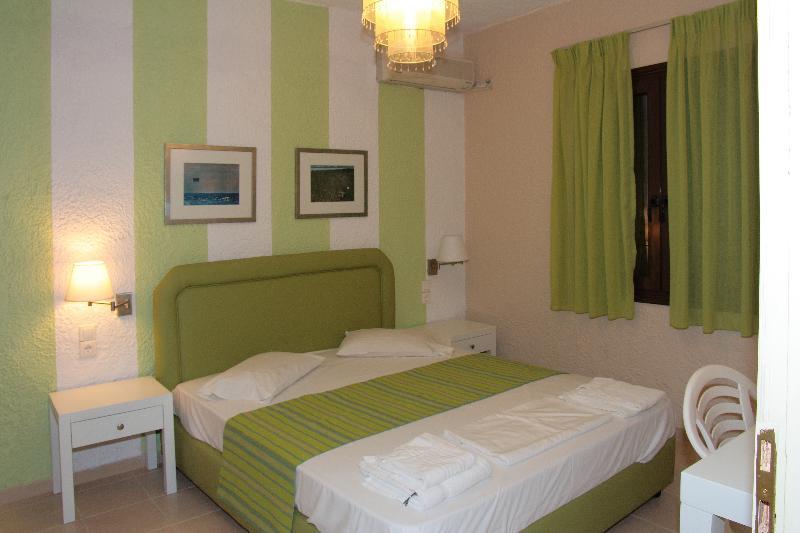 Perla Hotel Αγία Πελαγία  Εξωτερικό φωτογραφία